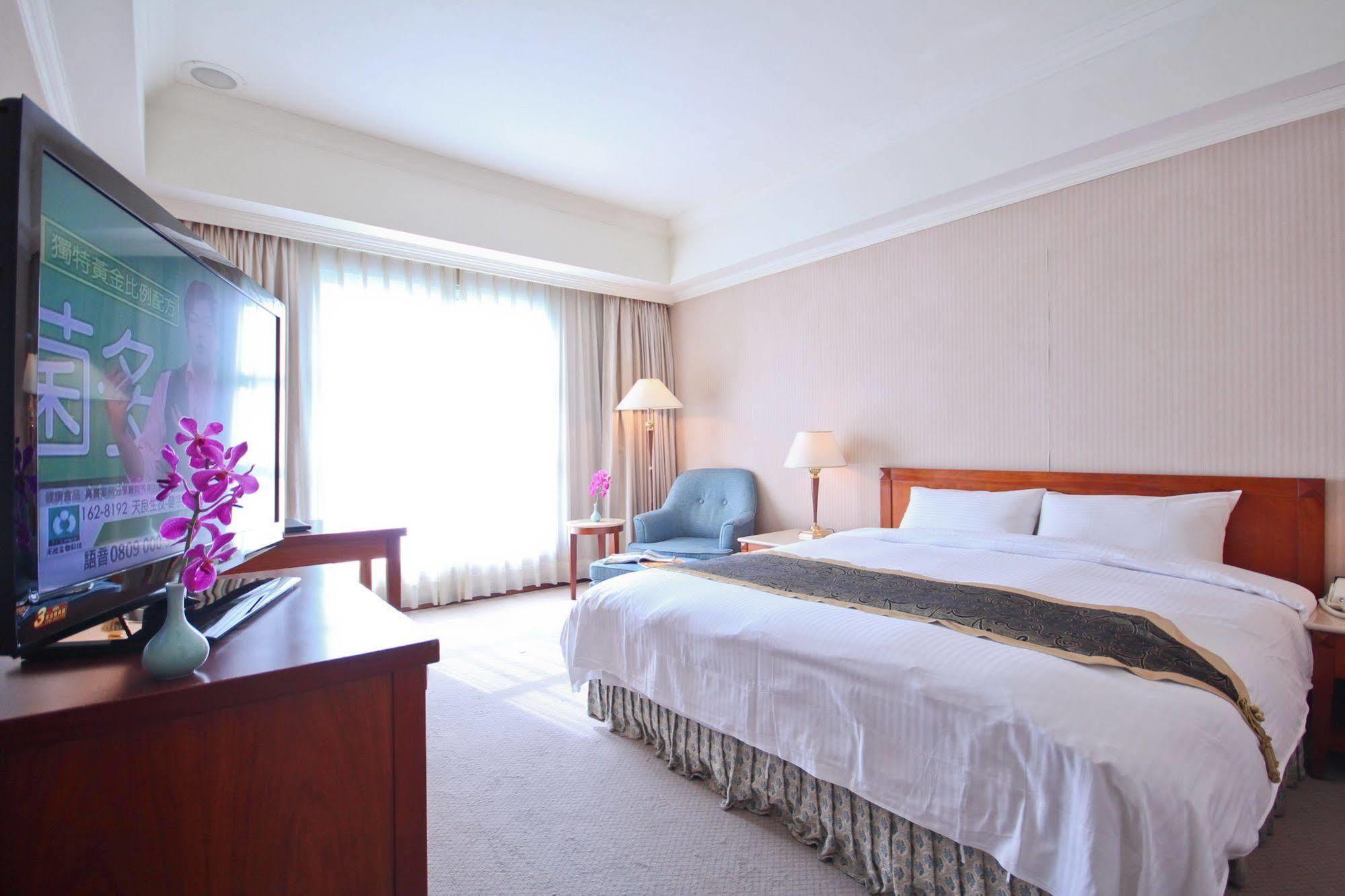 Grand Boss Hotel Yilan Exteriér fotografie